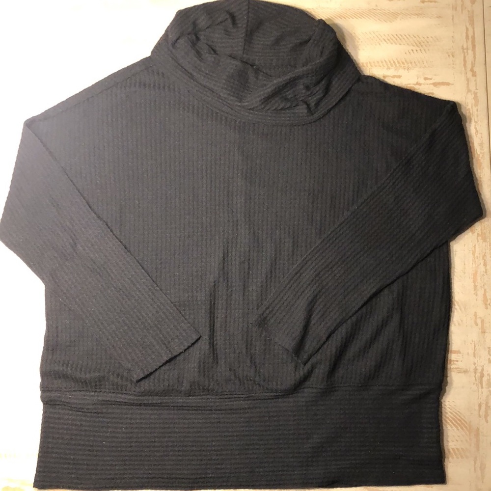 Akemi and Kin Anthropologie black long sleeve cowl neck sweater, size L